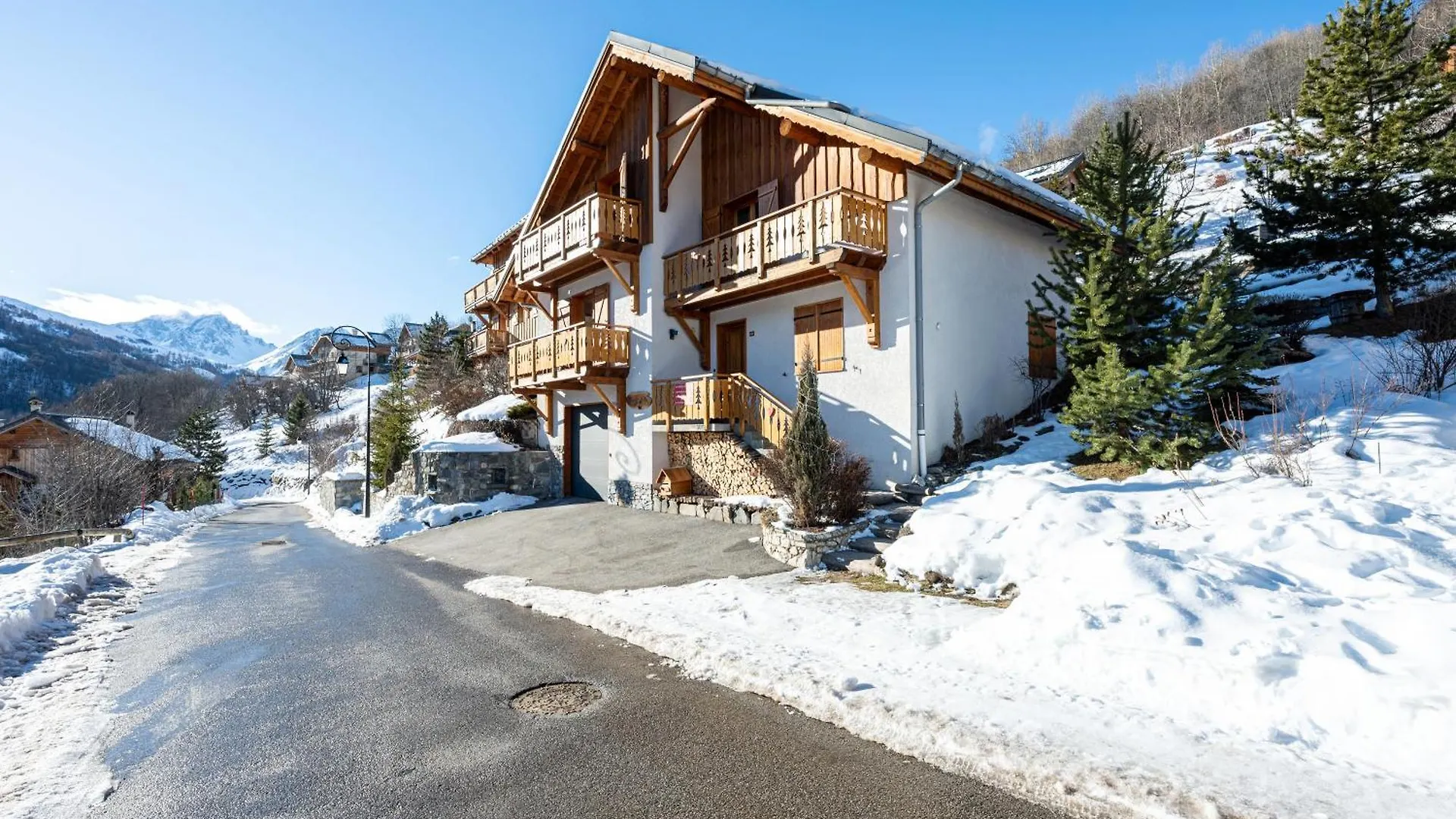 Chalet Au Bois Joli Valloire 0*,  France